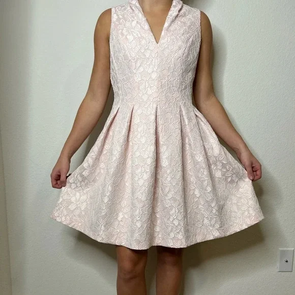 Vince Camuto pink bonded lace fit in flair summer dress. Size 4. - Picture 2 of 6